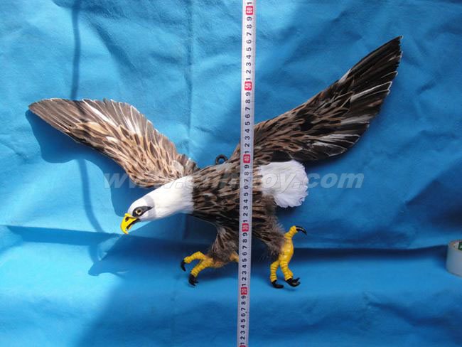 皮毛玩具鹰：Q024菏泽恒方皮毛工艺品有限公司
