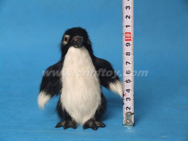 皮毛玩具企鹅：QE07菏泽恒方皮毛工艺品有限公司