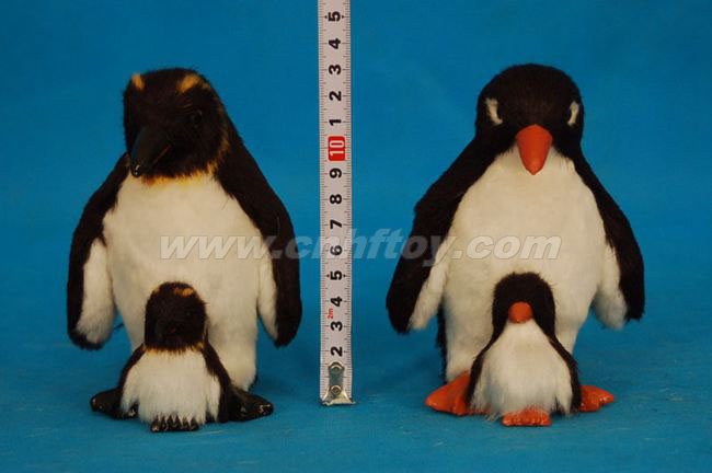 皮毛玩具企鹅：QE013菏泽恒方皮毛工艺品有限公司
