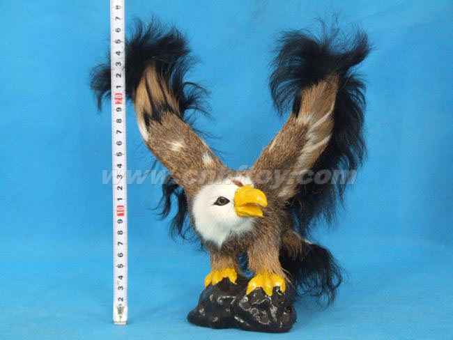 皮毛玩具鹰：YI014菏泽恒方皮毛工艺品有限公司