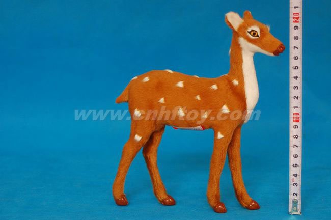 皮毛玩具鹿：L241菏泽恒方皮毛工艺品有限公司