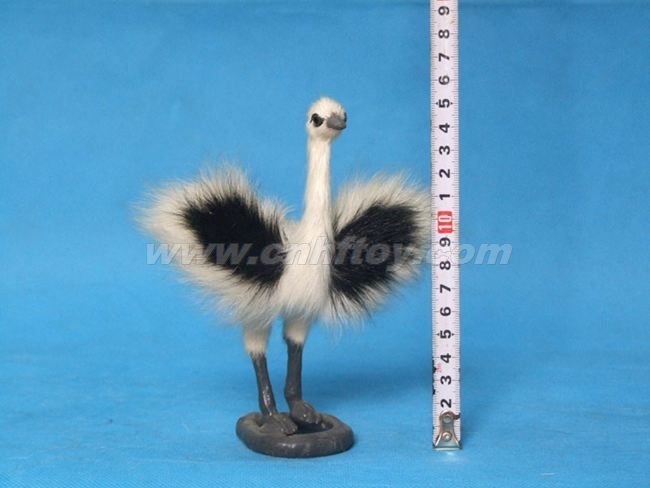 皮毛玩具鸟：NI056菏泽恒方皮毛工艺品有限公司